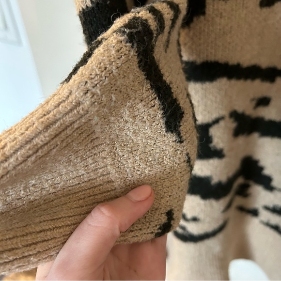 Noisy May tan zebra print hooded cardigan - Picture 3 of 4